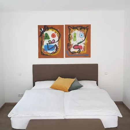 Casa de hóspedes Km Murtal 3*